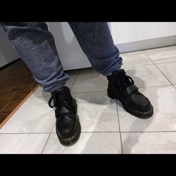 Toronto - Picture 2 of 6